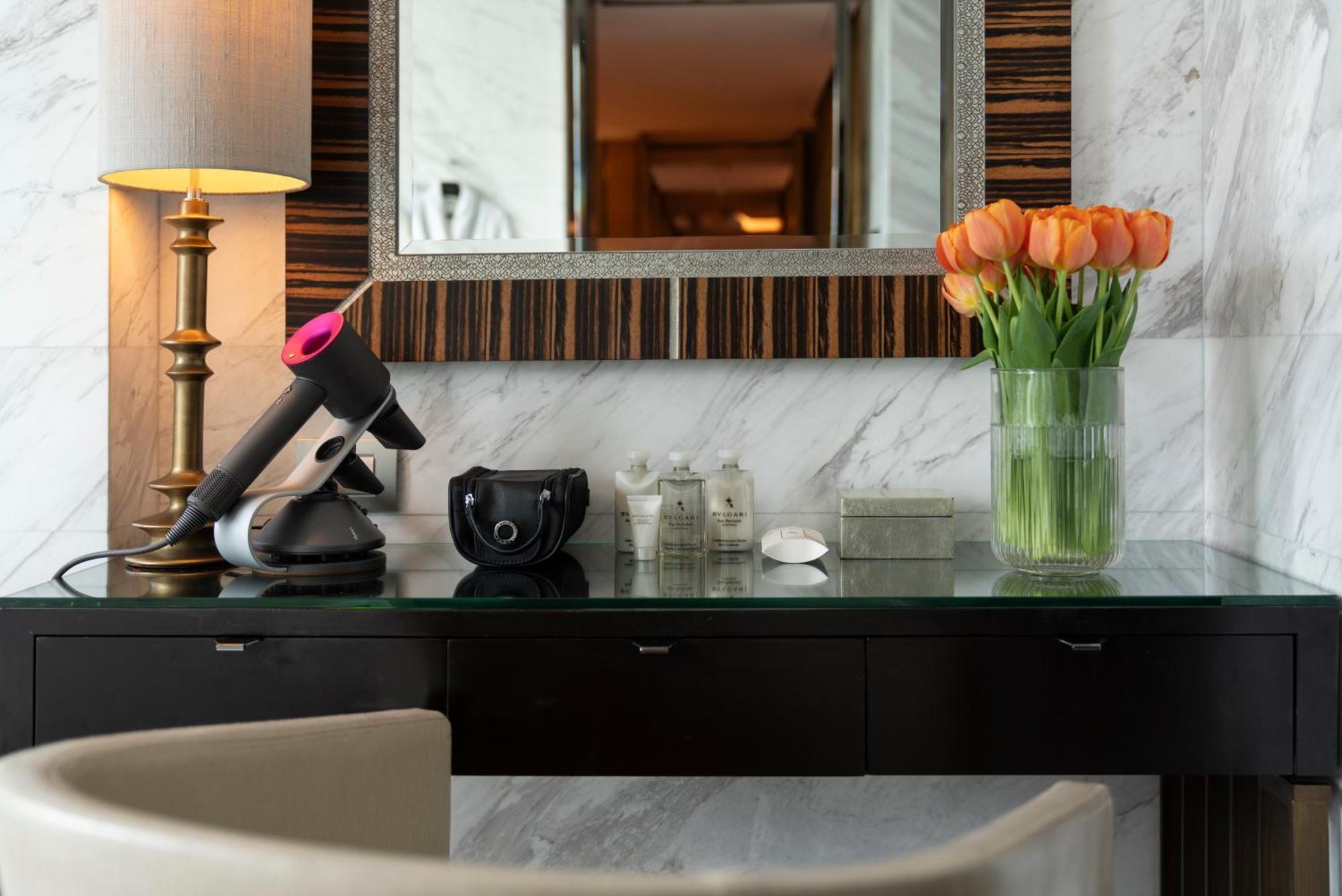 Отель Siam Kempinski Бангкок